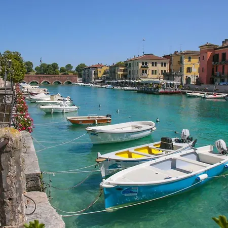 Vendégház Le Finestre Sul Borgo 3*
