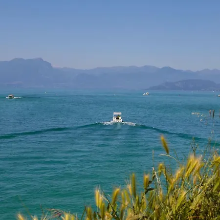 Vendégház Le Finestre Sul Borgo Peschiera del Garda